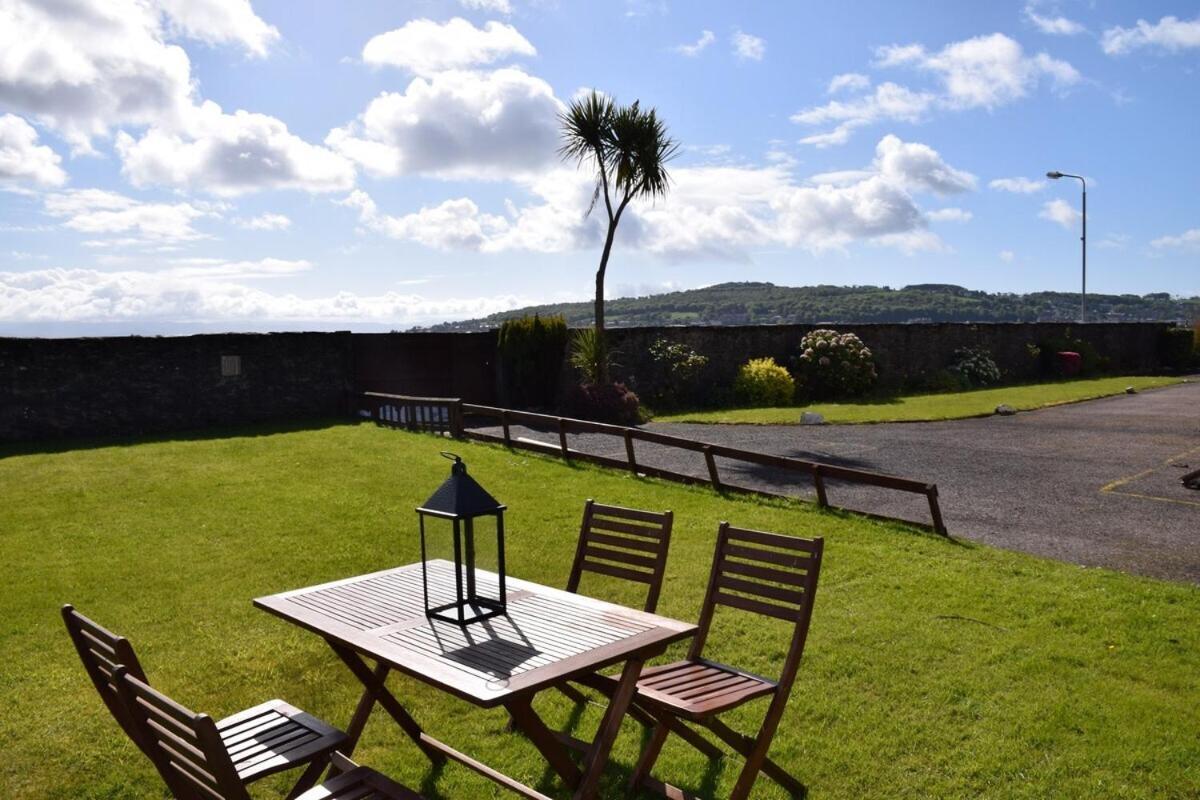 One Marine Place Port Bannatyne Екстер'єр фото